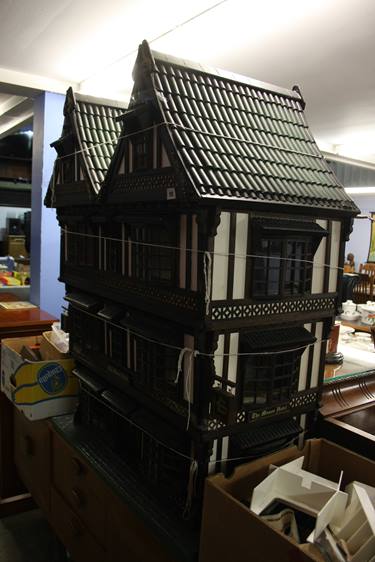 A large dolls house 'The Manor Hotel' and accessor - Image 2 of 2