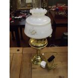 Table lamp in the form of an oil lamp