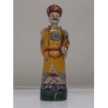 19th century Chinese figure of a courtly gentleman
