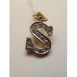 9 carat gold letter S pendant