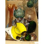 Assorted glassware to include carnival glass