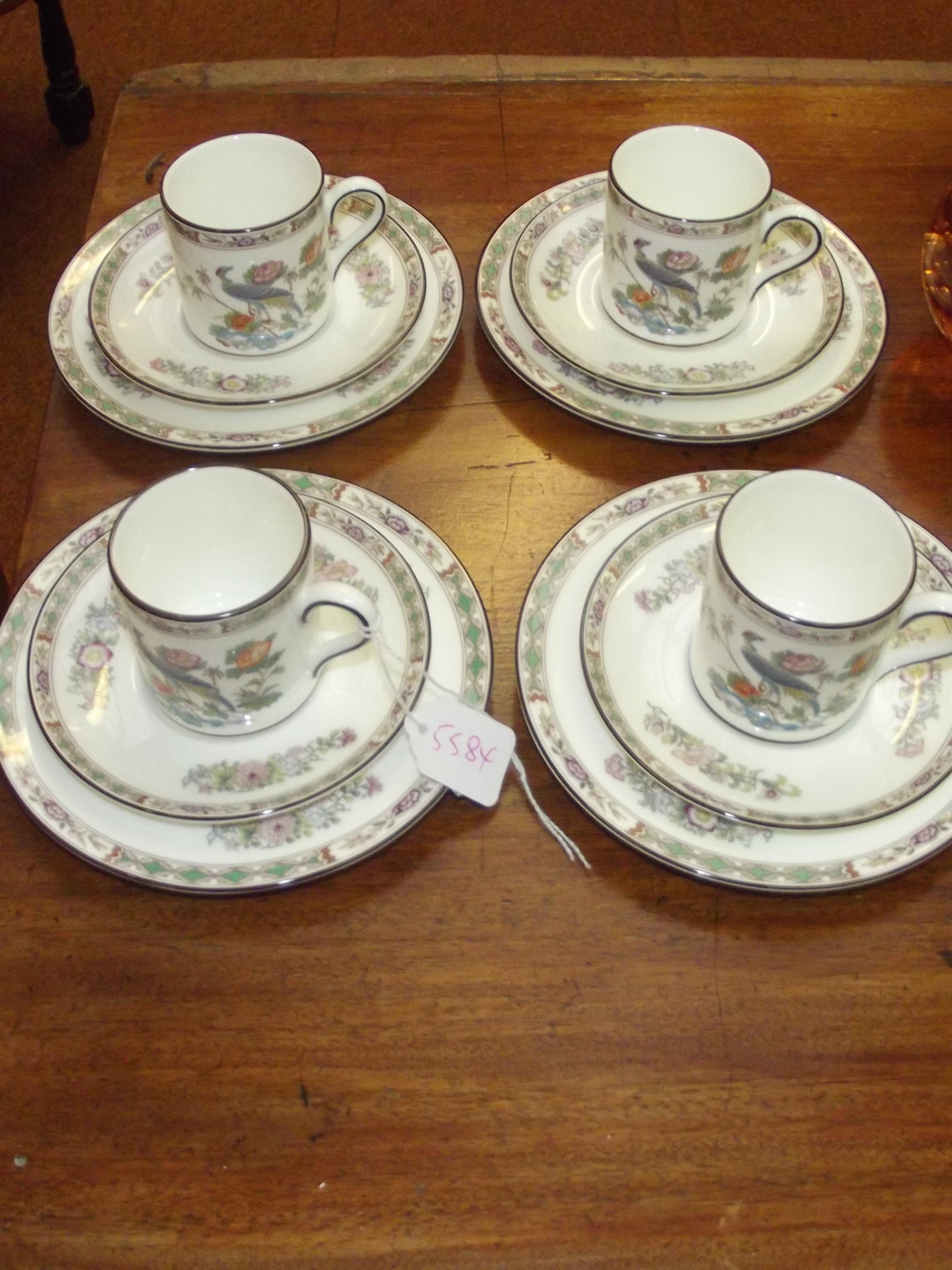 12 piece Wedgewood cups and saucers, Kutani Crane