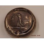 Golfing Interest: A silver snuff box, Chester 1912