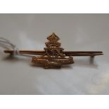 9 carat gold pin brooch bearing Royal Artillery ca