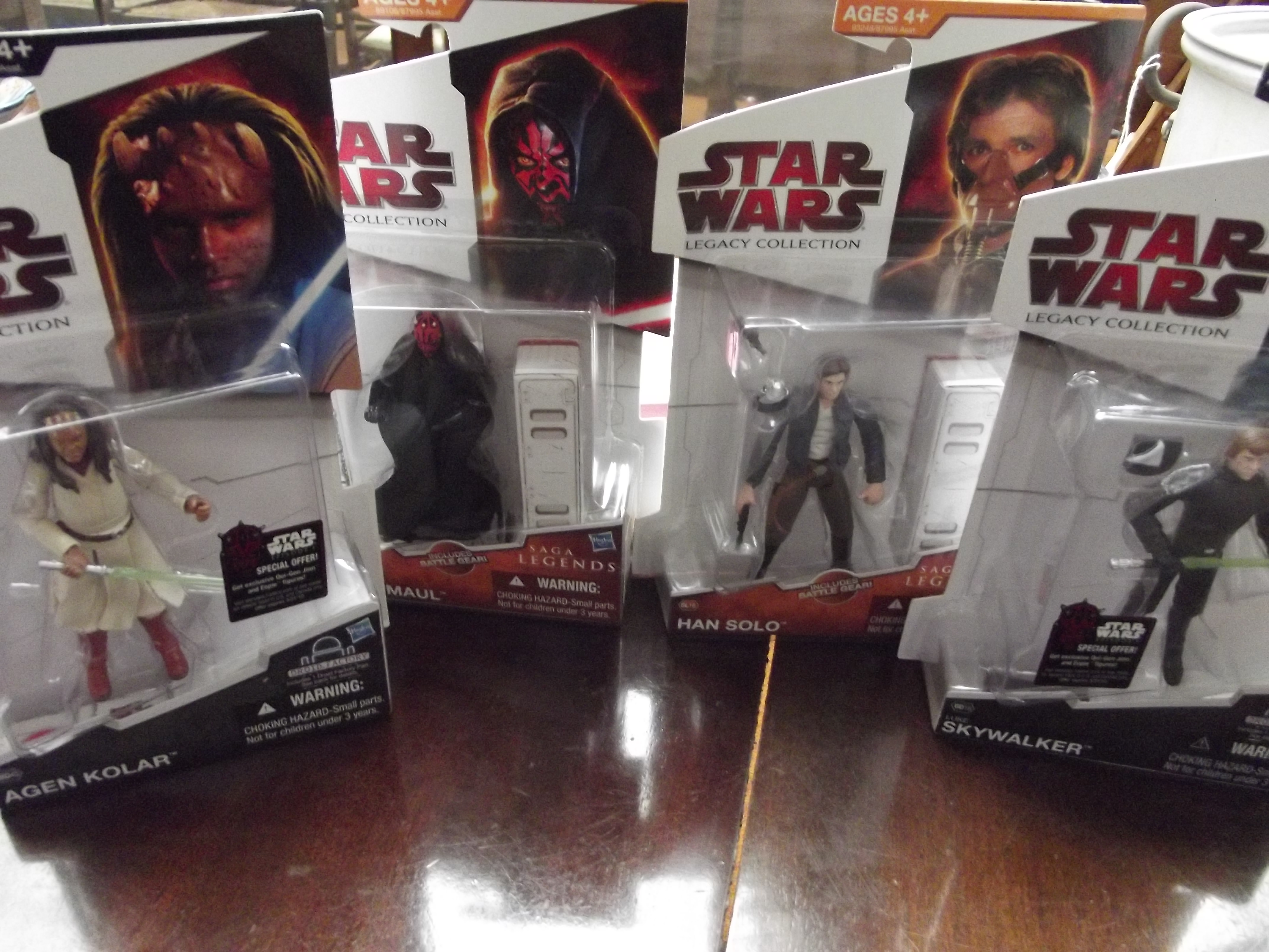 Collection of 4 Star Wars figures, The Saga Legend