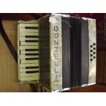 Donzelli piano accordion