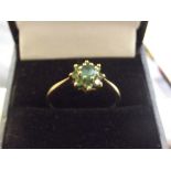 9 ct gold and emerald cluster ring