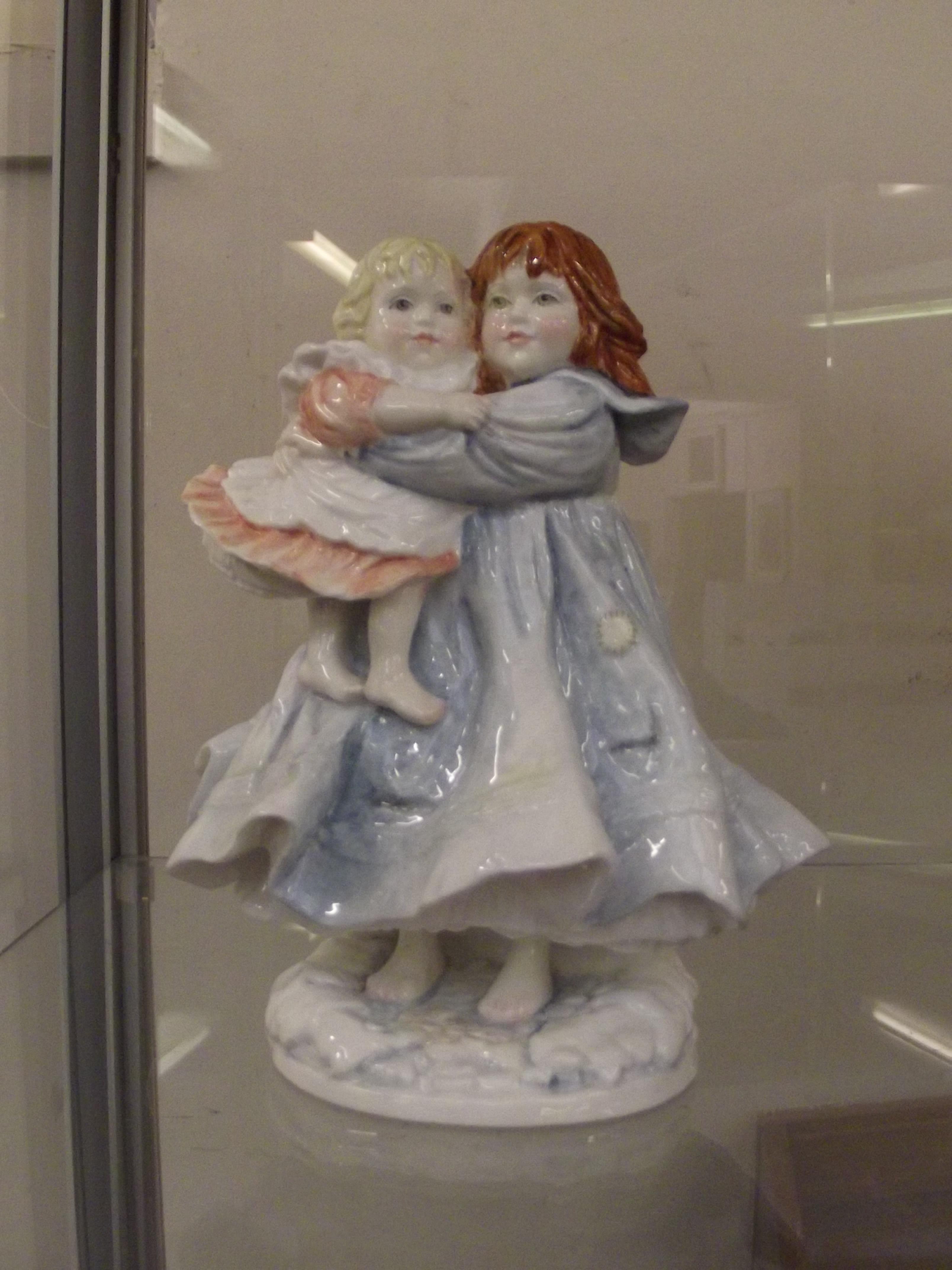 Royal Worcester limited edition figure, 606/9900,