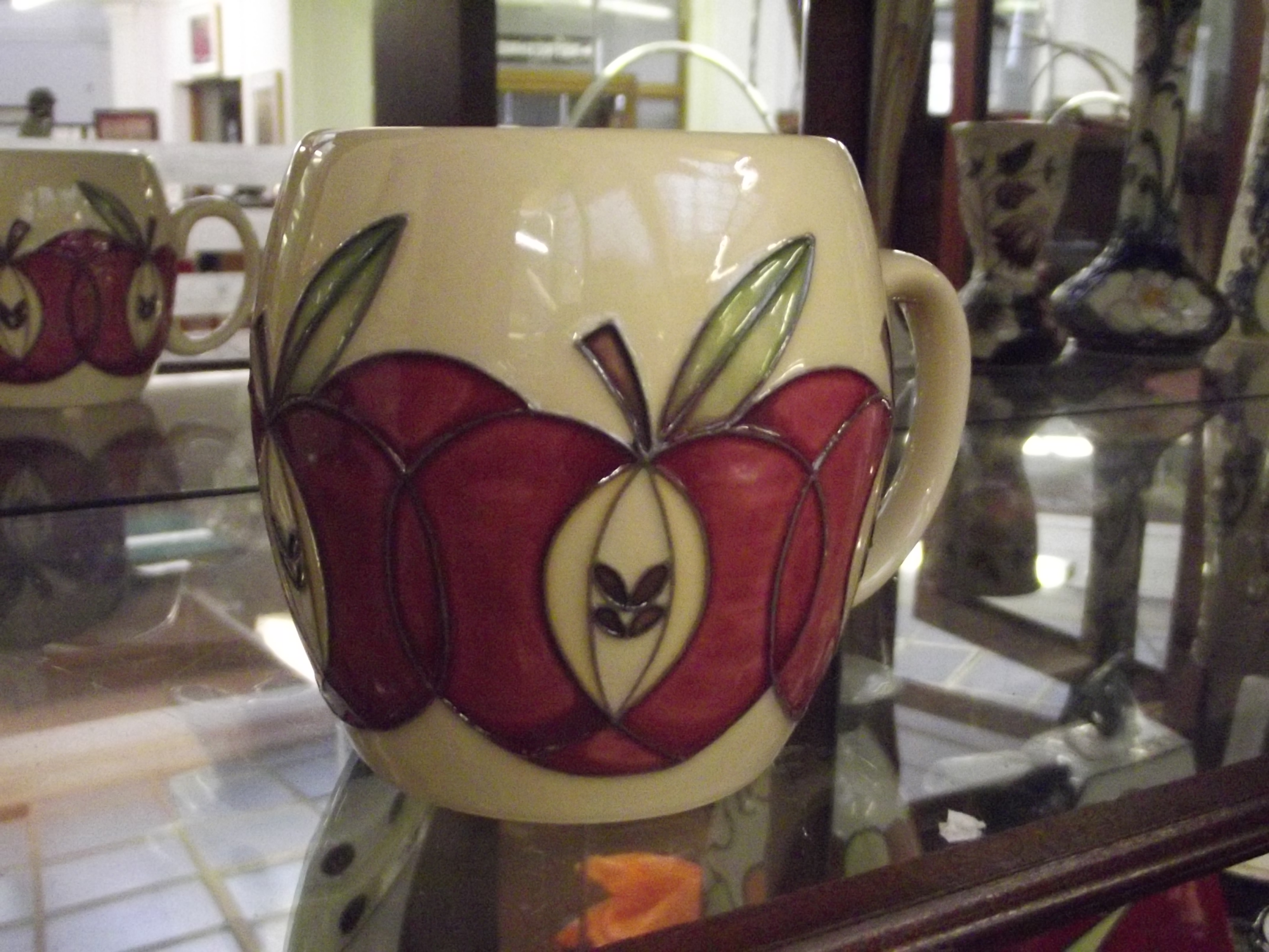 Moorcroft mug, apple