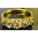 A Victorian 5-stone diamond ring