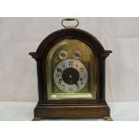 An early 20th century chiming bracket clock