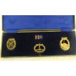 A WWII set of German badges in fitted velvet case comprising U boat badge by Schwerin,