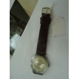 A Giedos Lughan 40s/50's gentleman's watch with split winder