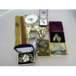 A mixed lot of items comprising a quantity of ladies dress jewellery etc,