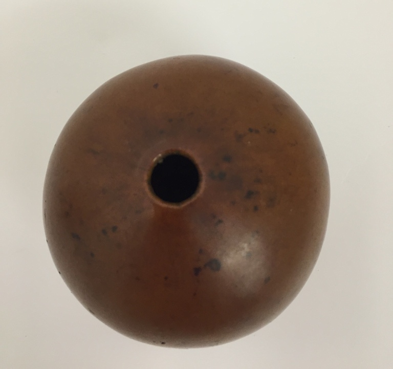 A Chinese Bamboo Brushpot and Large Fruit Stone Water Sprinkler: 19th century The brushpot carved - Image 10 of 10