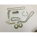 A box of jewellery to inc 14k jade earrings, silver Tiffany-style items,