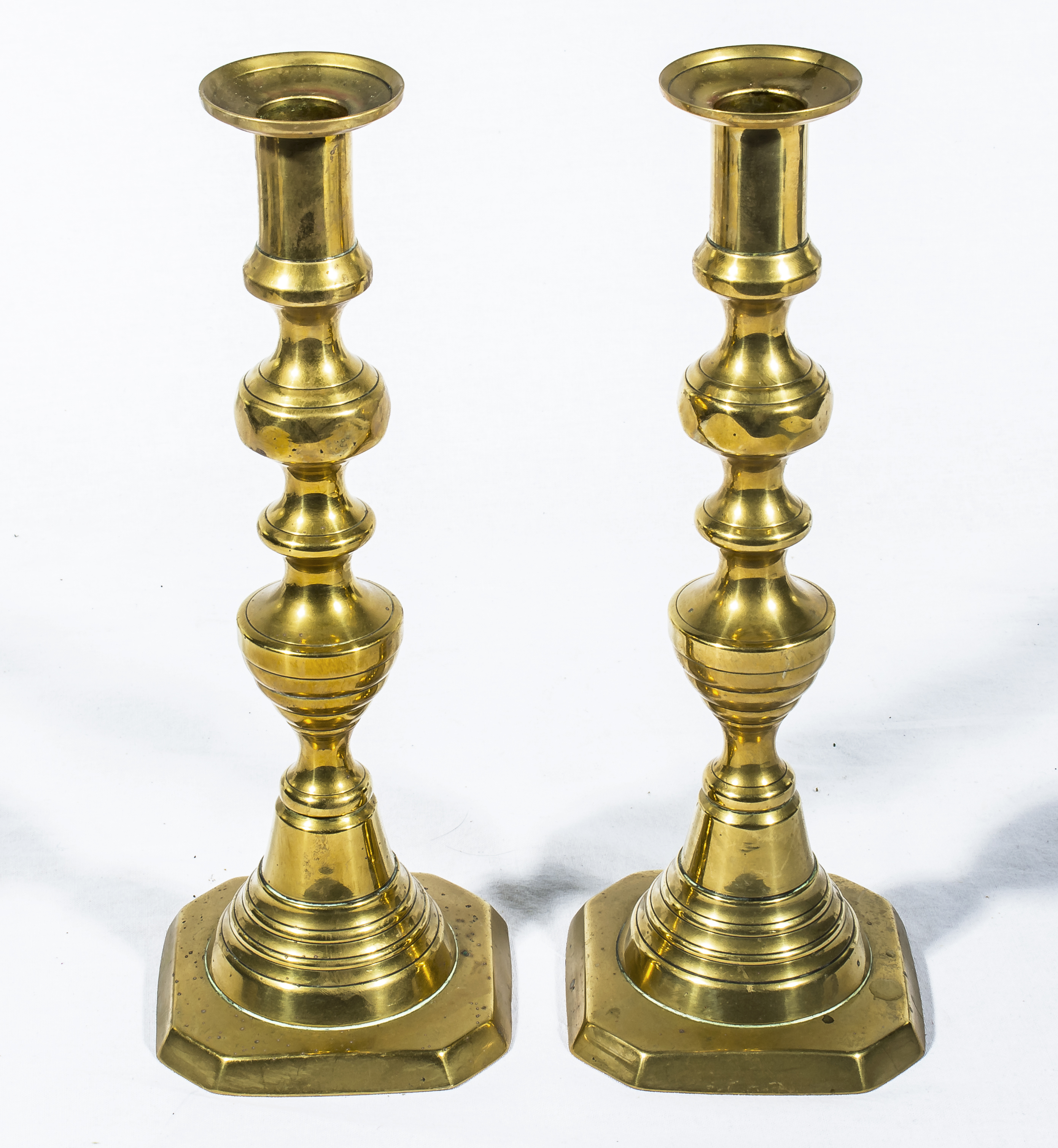 Three pairs of brass candlesticks - Image 3 of 4