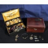 A box of bijouterie and silver items