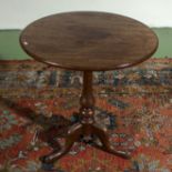 A Georgian mahogany tilt topped table