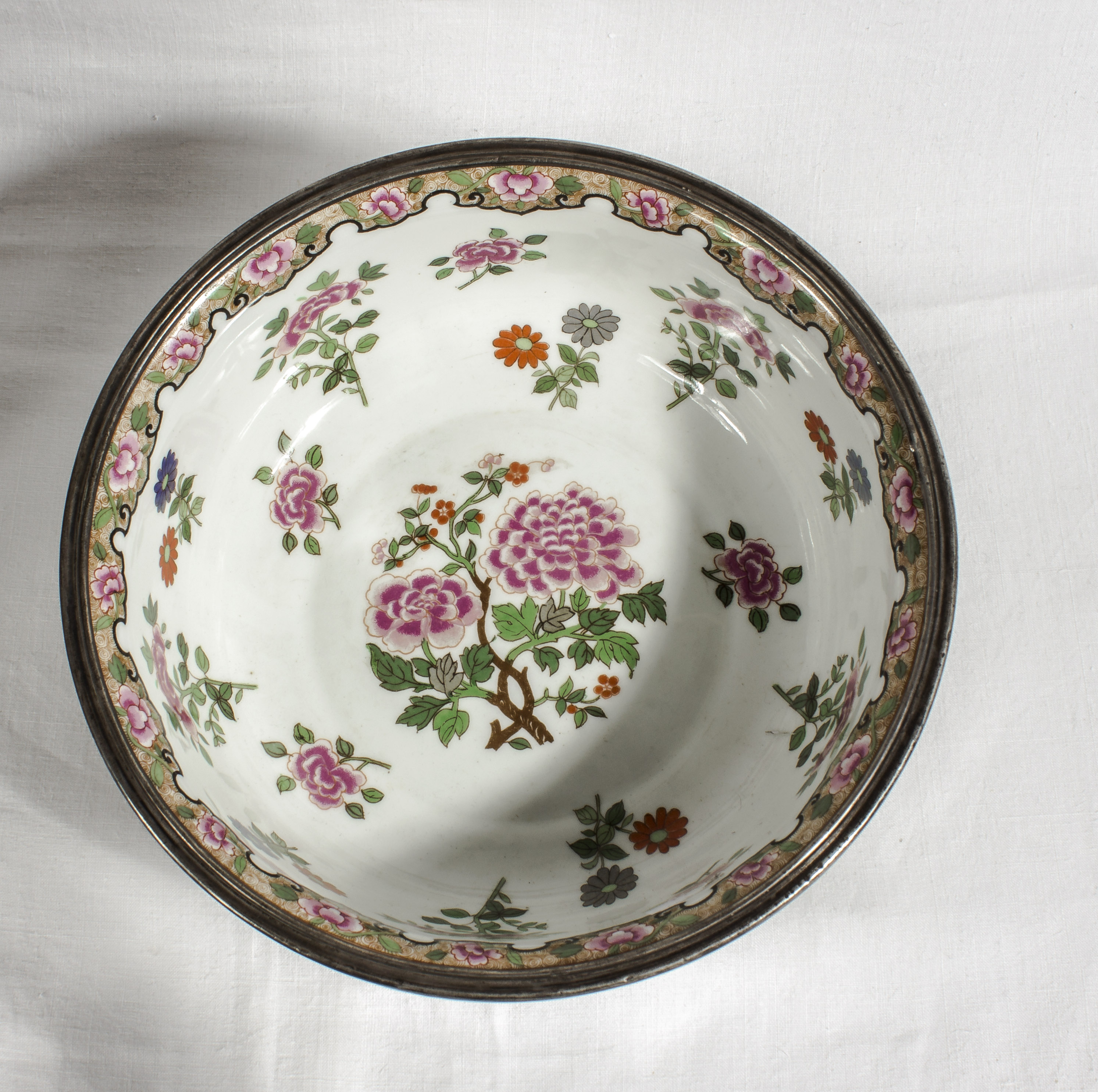 A Limoges bowl and stand, 25cm overall height, bowl 9cm high x 23.5 diameter - Image 7 of 10