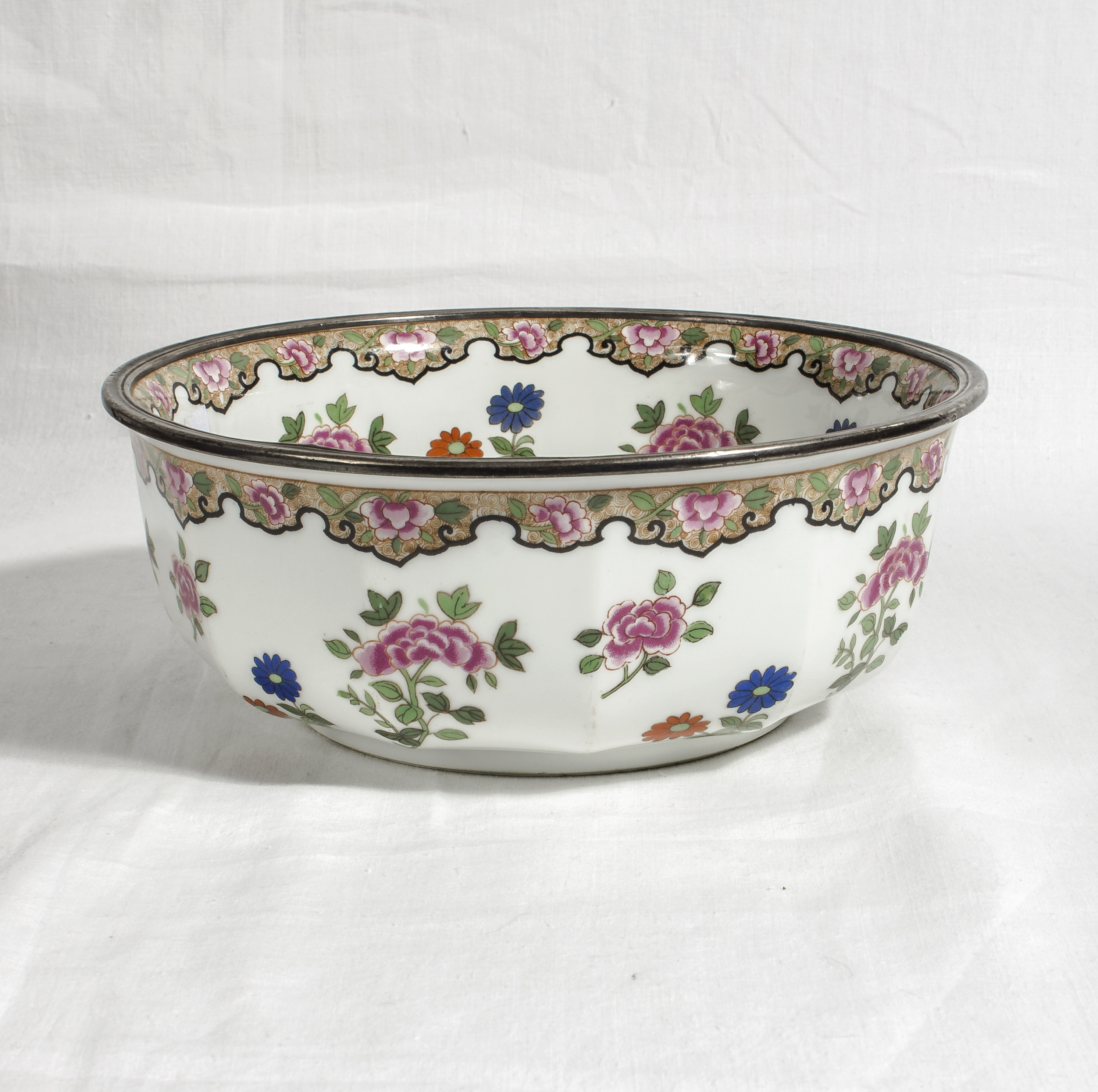 A Limoges bowl and stand, 25cm overall height, bowl 9cm high x 23.5 diameter - Image 4 of 10