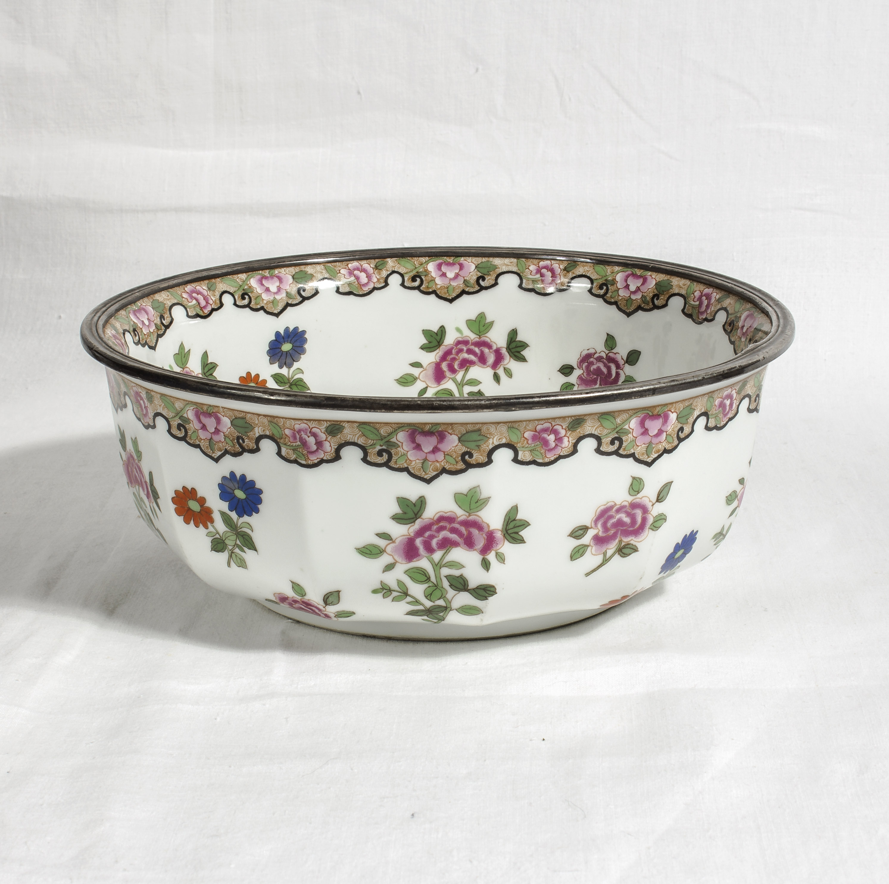 A Limoges bowl and stand, 25cm overall height, bowl 9cm high x 23.5 diameter - Image 3 of 10