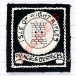 HQ Bty / 457 Regiment Royal Artillery cloth formation sign. Embroidered white Isle of Wight Rifles