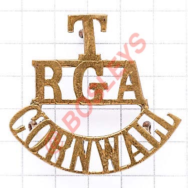 T / RGA / CORNWALL brass Royal Garrison Artillery shoulder title circa 1908-20. Loops Defended