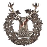 Scottish. Gordon Highlanders Officer’s 1917 London hallmarked silver glengarry badge. A fine example