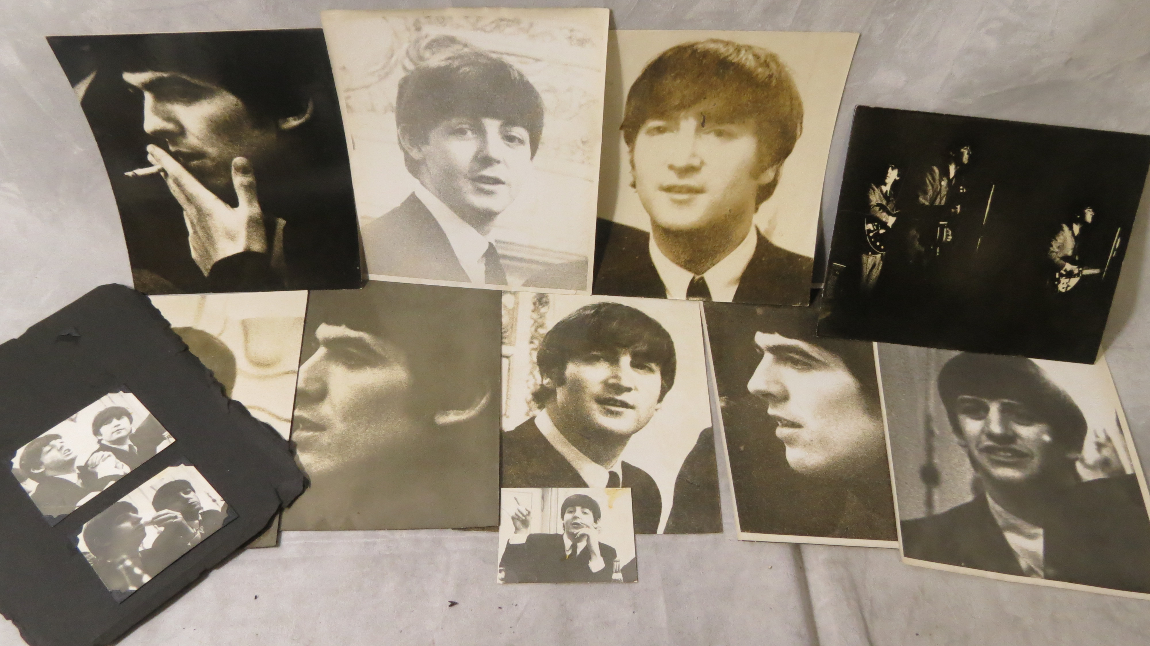 Period Beatles memorabilia to include a studio photograph of Ringo Star signed in orange pen, 'To - Image 2 of 2
