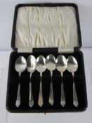 Miscellaneous Silver, including a set of six coffee spoons, sugar nips, single Kings Pattern dessert