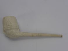 A Victorian Great Exhibition Clay Pipe, of generous proportions. 25.