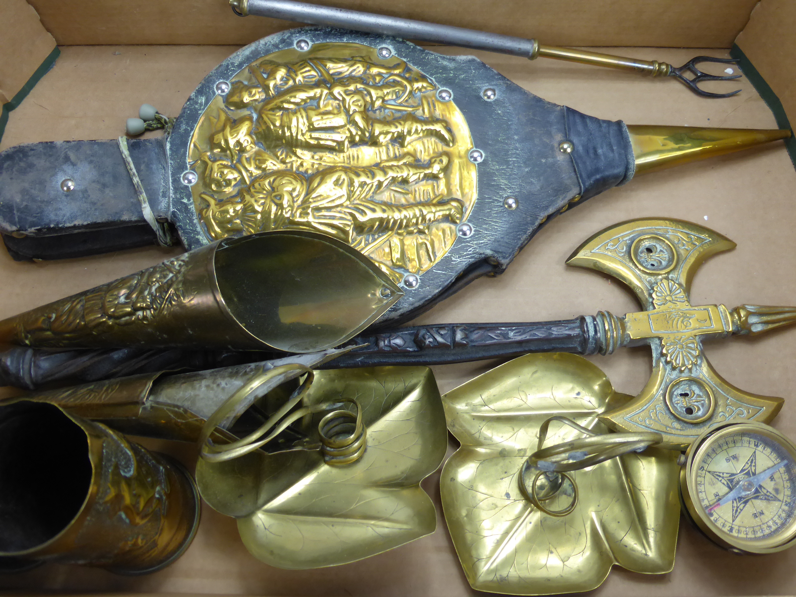 A Quantity of Brass, including a trivet, bellows, candle stick, shell cases and wall sconces, approx - Image 2 of 4