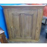 A Vintage Pine Kitchen Corner Cabinet, with one internal shelf, approx 95 x 92 x 56 cms