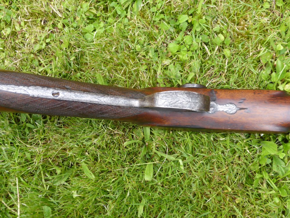 An English Single Barrel Percussion Shotgun, converted from flintlock, from early 1800's, approx 125 - Image 5 of 5