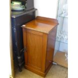 A Mahogany Bedside Cabinet, approx 38 x 36 x 75 cms