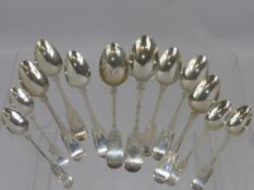 Six Georgian Silver Teaspoons, London hallmark dd 1831, together with four silver coffee spoons with