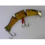 A Vintage Eveready Articulated Salmon Lure, approx 11 cms long.