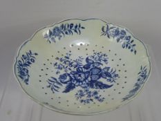 Two 18th Century Blue and White Worcester Cress Dishes, Pinecone Pattern, circa 1775/80, blue