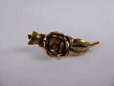 A 585 14 ct Hallmark Yellow and Rose Gold Rose Brooch, approx 8 gms.