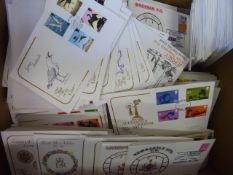 Approximately 1000 First Day Covers, mostly GB, in excellent condition.