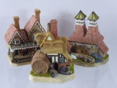 A Quantity of David Winter 'Guild Member' Model Houses, including D1114 Stale Ale, D1115 The