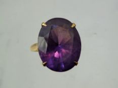 A Lady's Antique 18 ct Gold Amethyst Ring, the stone 18 x 15 mm, size S, approx 8.2 gms, approx 18 x