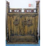 ORIENTAL STYLE DRINKS CUPBOARD