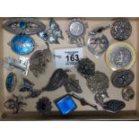 25 SILVER /WHITE METAL BROOCHES