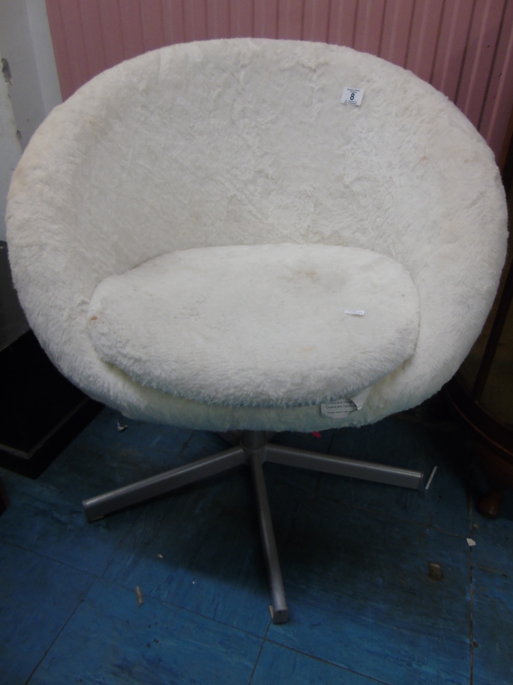 WHITE FUR FABRIC SWIVEL CHAIR