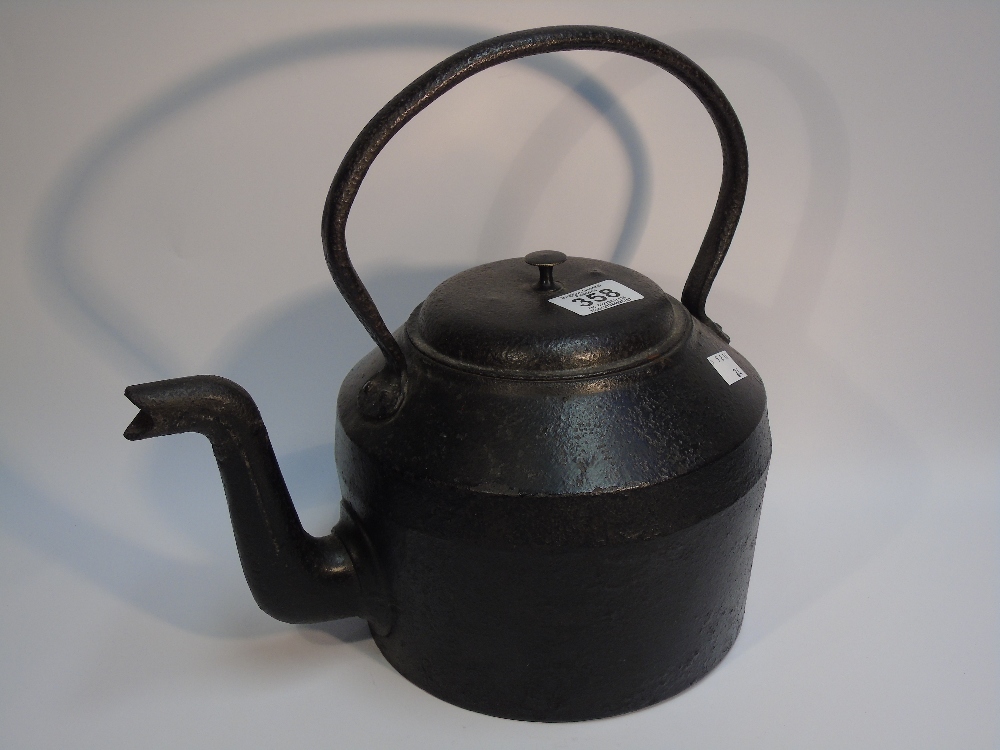 LARGE IRON KETTLE MARKED NO 4, 4 QUART