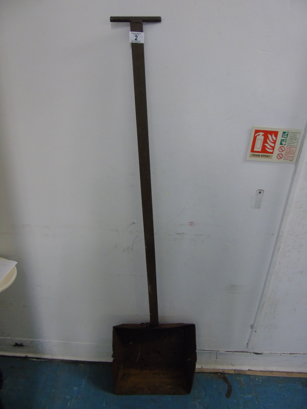 FARRIERS' SHOVEL