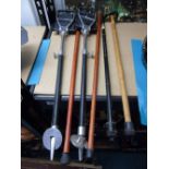 X 4 WALKING STICKS + 2 SHOOTING STICKS