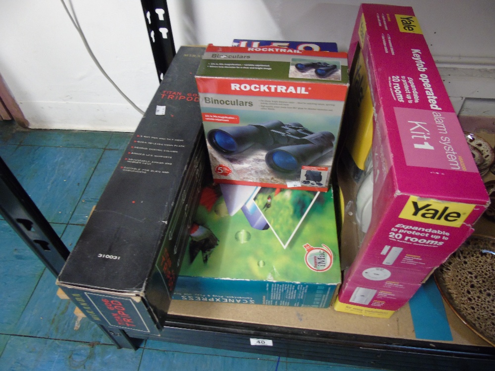 BOXED NEW ITEMS - BINOCULARS, TRIPOD, ALARM SYSTEM AND SCANNER